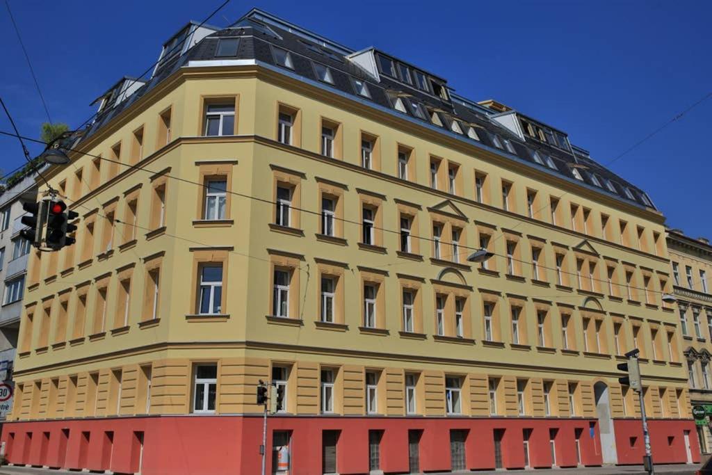 Leben Im Stadtlicht L Lf21 Wenen Buitenkant foto